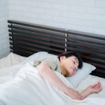 北枕ってなぜよくないと言われるの?