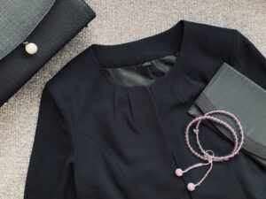 葬儀に着ていくコートにもマナーはあるの？